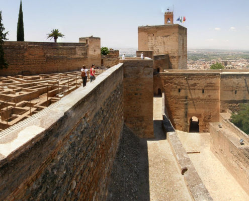 dinastía nazarí Alcazaba Torre de la Vela
